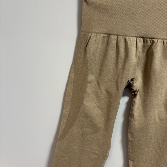 NVGTN Leggings - Picture 3 of 6